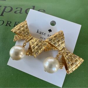Kate Spade Wrapped In A Bow Dropped Earrings NWT